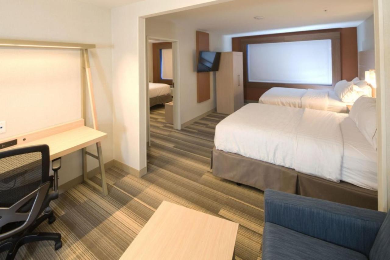 Holiday Inn Express & Suites - Portage By Ihg מראה חיצוני תמונה